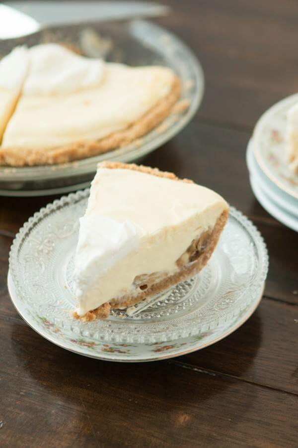 No Bake Banana Cream Pie with Nilla Wafer Crust