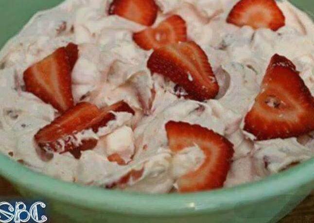 Strawberry Cheesecake Salad 