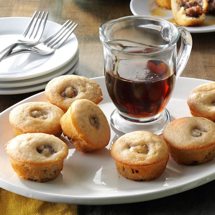 Appetizers - Pigs In A Pool