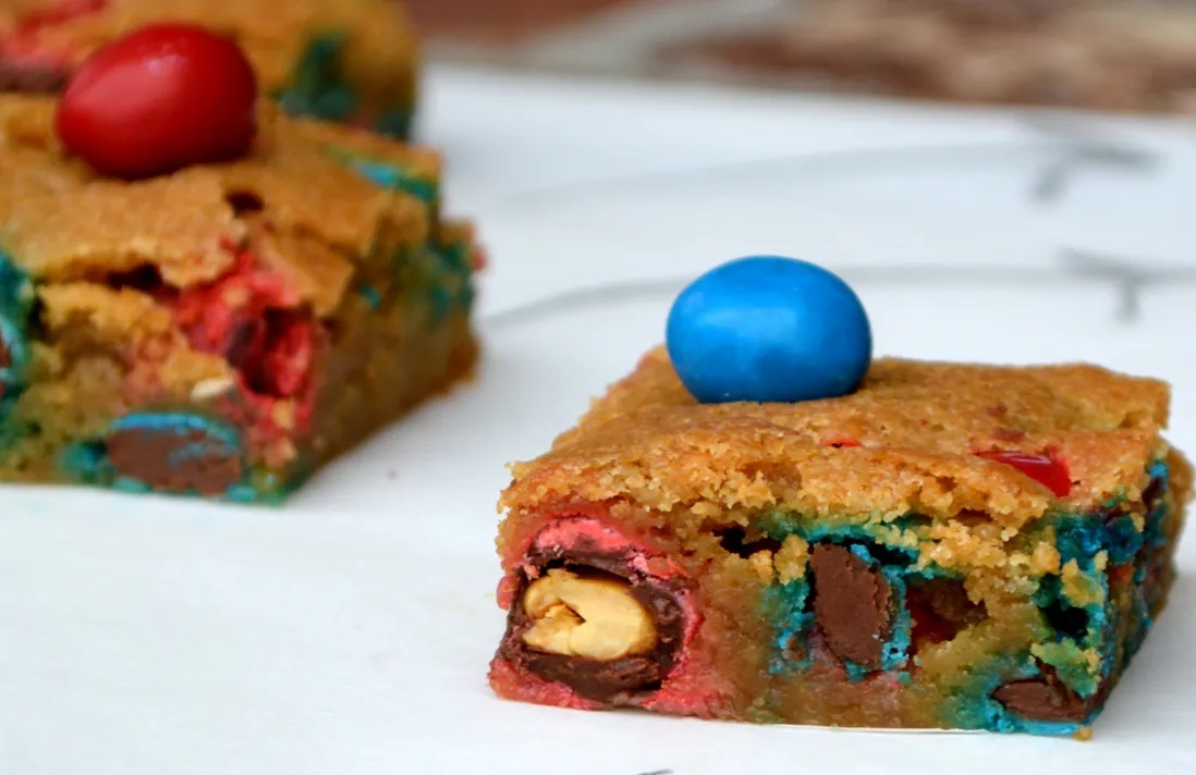 Cookies - M&M's Peanut Blondies