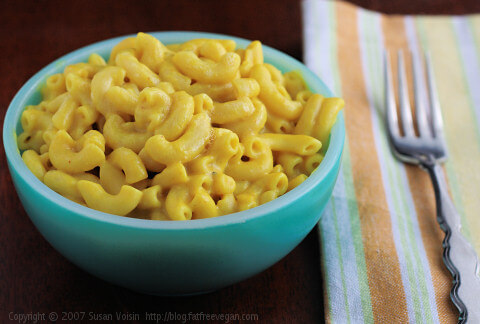 Easy Macaroni and Cheeze