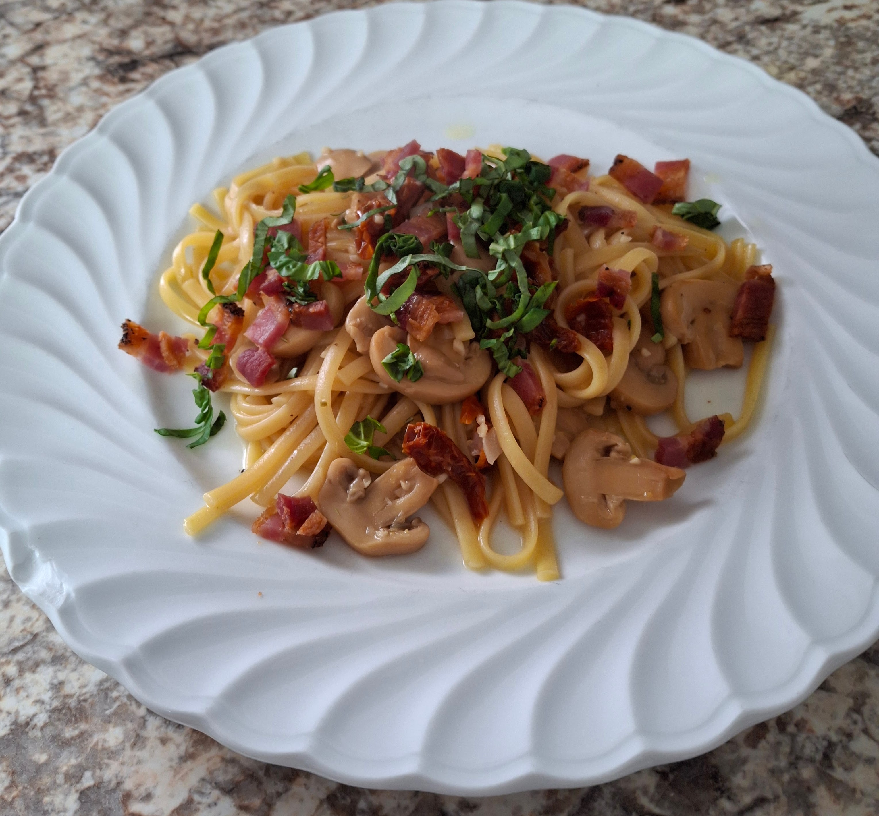 LEMON LINGUINE WITH BACON AND MUSHROOMS