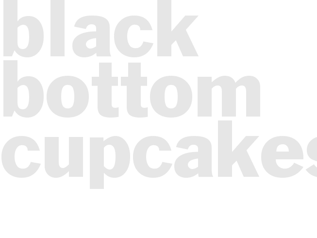 BLACK BOTTOM CUPCAKES