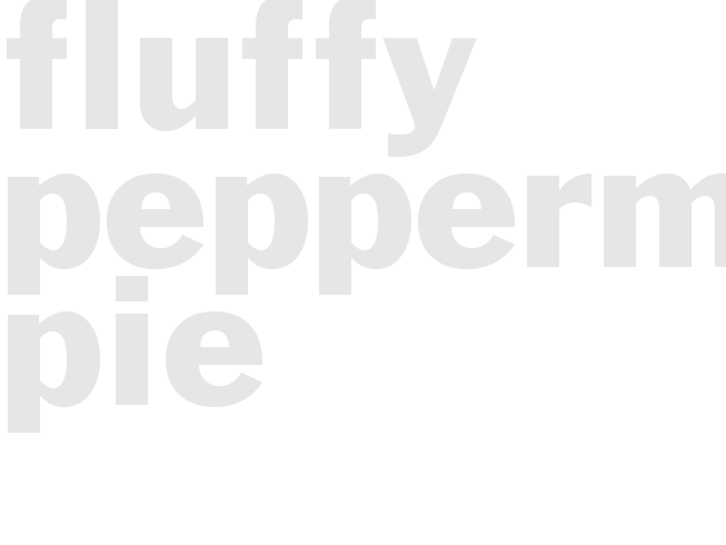 FLUFFY PEPPERMINT PIE