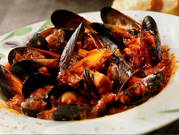 MUSSELS MARINARA OR FRA DIAVOLO 