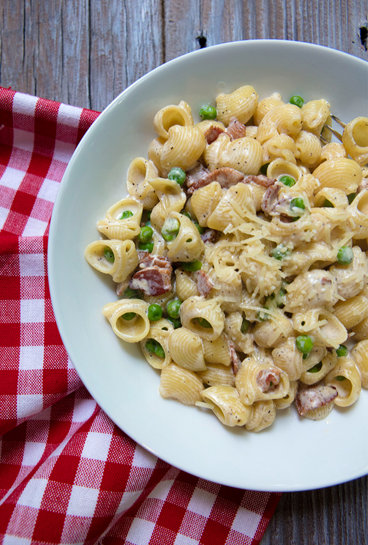 Peas & Pancetta Creamy Pasta